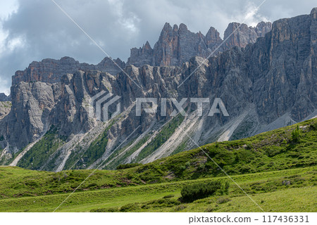 Beautiful mountain range in Dolomites 117436331