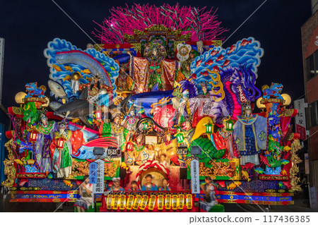 「青森縣」夜間高湯展示活動八戶三社大祭，夏季 117436385
