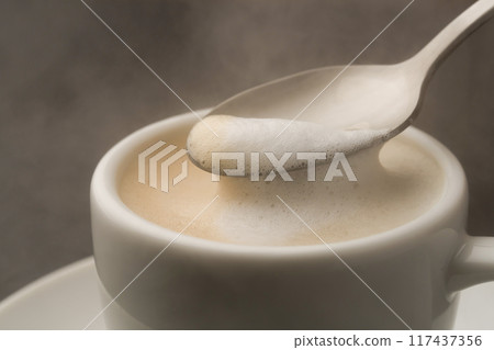 Cafe latte steamed milk Cafe latte steamed milk 117437356