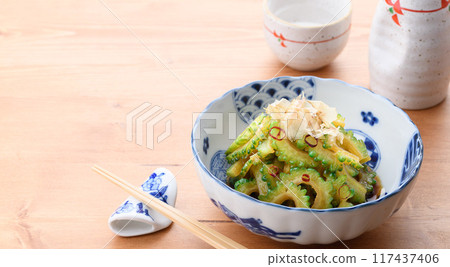 Fresh bitter melon boiled in soy sauce 117437406