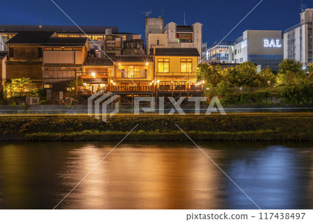 A seasonal feature of summer in Kyoto: Kamogawa Nouryou-ka (cool platform over the Kamo River) night view A seasonal feature of summer in Kyoto: Kamogawa Nouryou-ka (cool platform over the Kamo River) night view 117438497