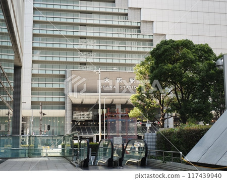 從大阪站南十字路口附近看JR大阪站 117439940