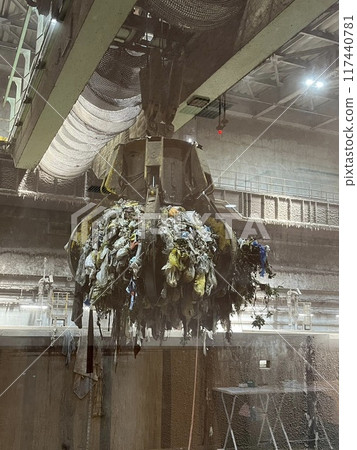 Waste disposal plant crane Waste disposal plant crane 117440781