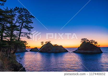 [Shizuoka Prefecture] Evening view of Dogashima, Nishiizu 117440832