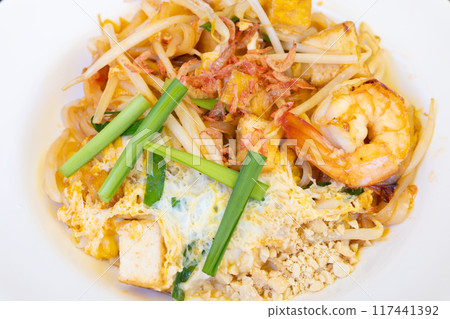 美味的泰式炒河粉 美味的泰式炒河粉 117441392