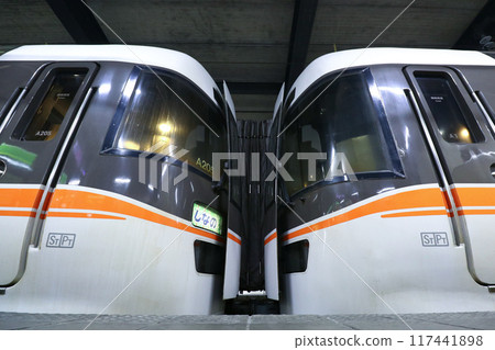 Limited express train 373 series Shinano Limited express train 373 series Shinano 117441898