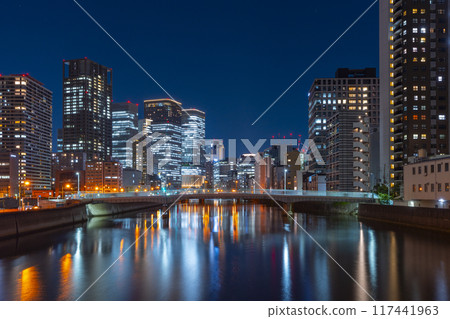 Beautiful night view of Nakanoshima, Osaka (from Tosabori Bridge) Beautiful night view of Nakanoshima, Osaka (from Tosabori Bridge) 117441963