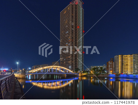 Beautiful night view of Nakanoshima, Osaka - Illuminated Dojima Bridge Beautiful night view of Nakanoshima, Osaka - Illuminated Dojima Bridge 117441978
