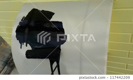 Exterior wall painting 117442209