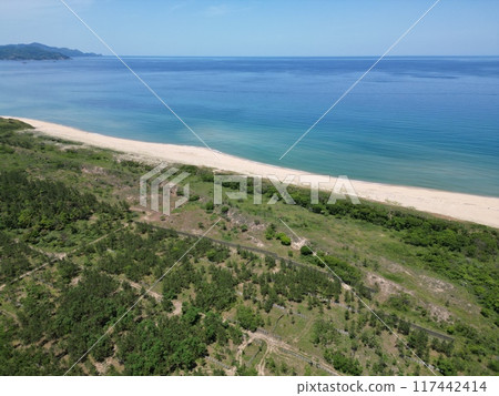 鳥瞰丹後半島美麗的海岸線 鳥瞰丹後半島美麗的海岸線 117442414