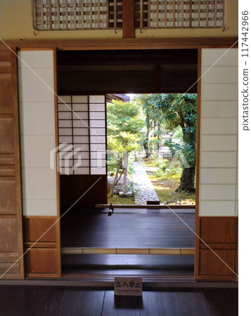 初夏的茶室與花園，初夏的舊城區景觀，犬山城下町 117442966