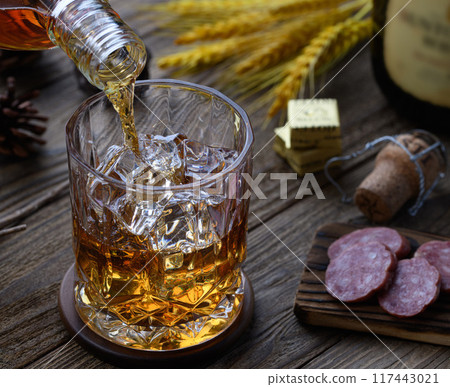 whiskey rock wood background 117443021