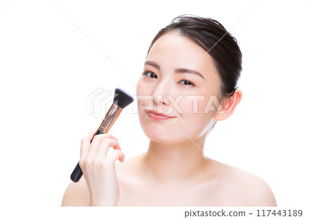 化妝的女人 117443189