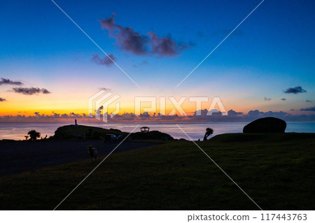 Dawn at Higashizaki Lighthouse, Yonaguni 117443763