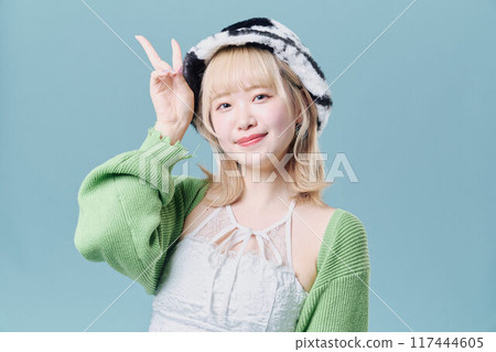 Y2K時裝模特兒 117444605