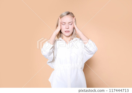 Headache woman Headache woman 117444713