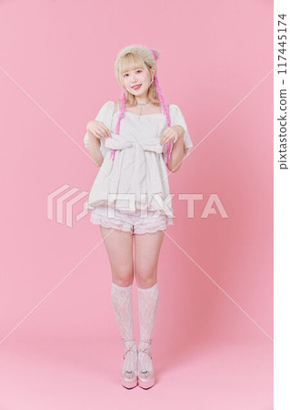 Y2K時裝模特兒 117445174