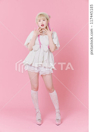 Y2K Fashion Model Y2K Fashion Model 117445185