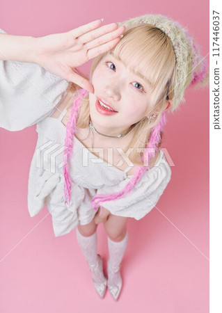 Y2K Fashion Model 117446037