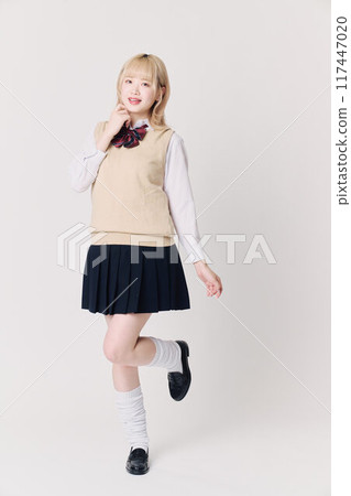 Blonde schoolgirl 117447020