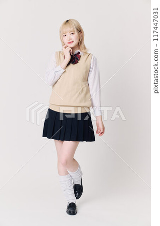 金髮女高中生 117447031