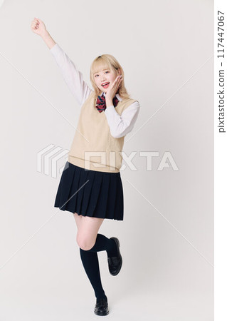 金髮女高中生 金髮女高中生 117447067