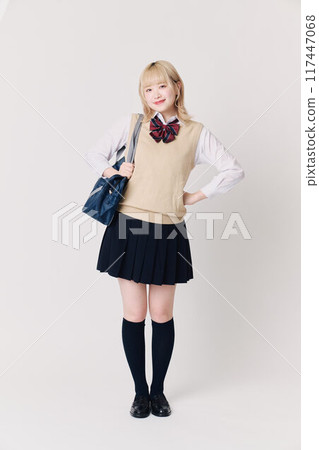 金髮女高中生 金髮女高中生 117447068