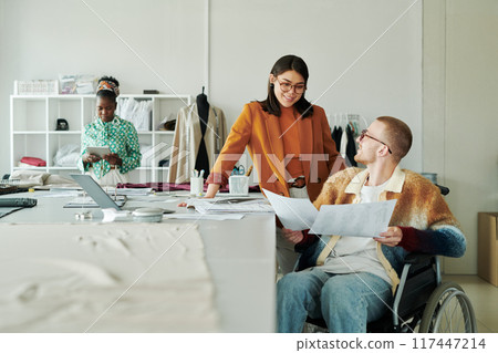 Discussion of sketches and new ideas 117447214