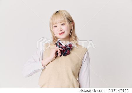 金髮女高中生 117447435