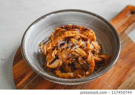 甜辣蔥貝燉菜 117450744