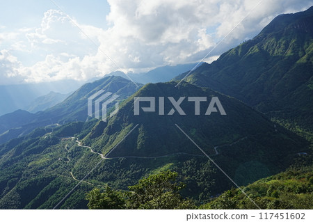 vietnam sapa mountain road 117451602