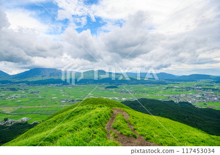 Panoramic view from Daikanbo in Aso National Park 117453034