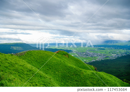 Aso on a cloudy day 117453084