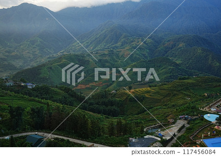 vietnam sapa mountain road 117456084