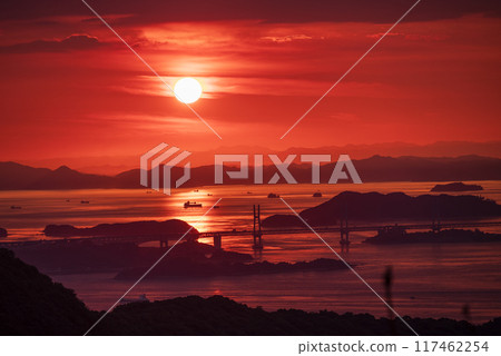 Great Seto Bridge Sunset over the Seto Inland Sea 117462254