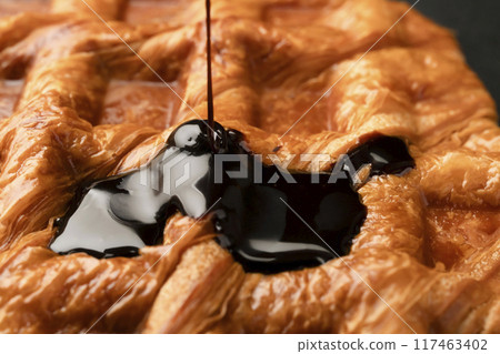 Croffle 新鮮出爐的巧克力醬 Croffle 新鮮出爐的巧克力醬 117463402