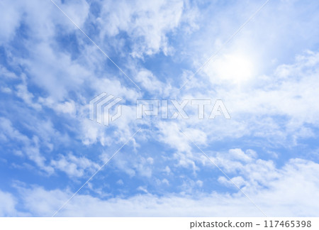 Summer sky, sun and clouds Yokohama 117465398