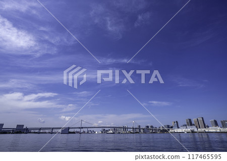 Rainbow Bridge as seen from Harumi Pier 117465595