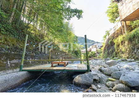豐田市河床裝飾著風鈴(Odo Yumekake Wind Chimes) 豐田市河床裝飾著風鈴(Odo Yumekake Wind Chimes) 117467938