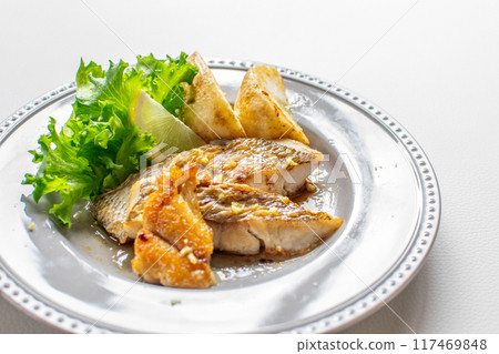 炒紅鯛魚 炒紅鯛魚 117469848