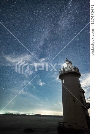 燈塔和銀河系 117470471