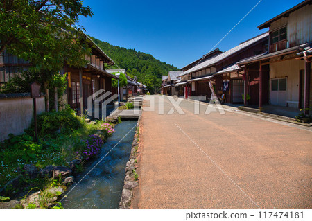 初夏的若狹熊川宿 117474181