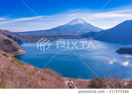 [Yamanashi Prefecture] Mt. Fuji as seen from Lake Motosu and Nakanokura Pass 117475886