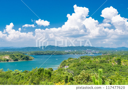 <Mie Prefecture> Summer coastline of Ago Bay, a ria coastline seen from Tomoyama Park <Mie Prefecture> Summer coastline of Ago Bay, a ria coastline seen from Tomoyama Park 117477620