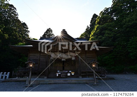 From Tamawakasu Shrine 117479284