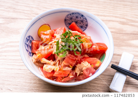 Tomato and tuna Japanese salad Tomato and tuna Japanese salad 117482853