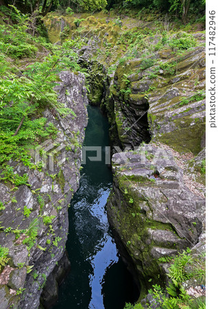 [Kyushu, Miyazaki] Takachiho Gorge was created by volcanic activity at Mount Aso. It is a beautiful gorge with eroded cliffs and Manai Falls. 117482946