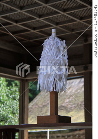 日吉大社東本宮參拜堂設置大麻 117483545