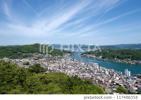 Onomichi City, Hiroshima Prefecture_East view from Senkoji Temple summit observation deck PEAK 12_May 2024 117486358