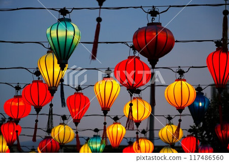 Asian lantern festival / festival at night Asian lantern festival / festival at night 117486560
